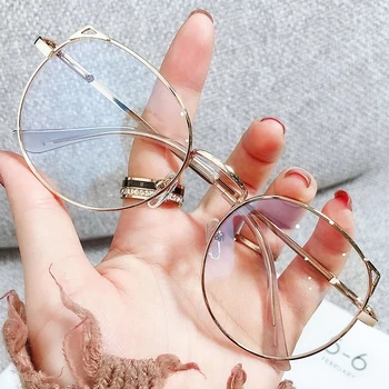 Женские очки для близорукости с отделкой 