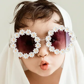 Детские Солнцезащитные очки с круглым цветком, Новые Детские солнцезащитные очки для девочек и мальчиков, очки с детскими спортивными оттенками, Солнцезащитные очки UV400 для защиты от солнца на открытом воздухе 2