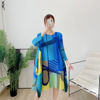 Женское плиссированное платье Miyake 2023, летнее Новое Модное Свободное Французское Повседневное платье в полоску с круглым вырезом, Темпераментная Элегантная одежда 3